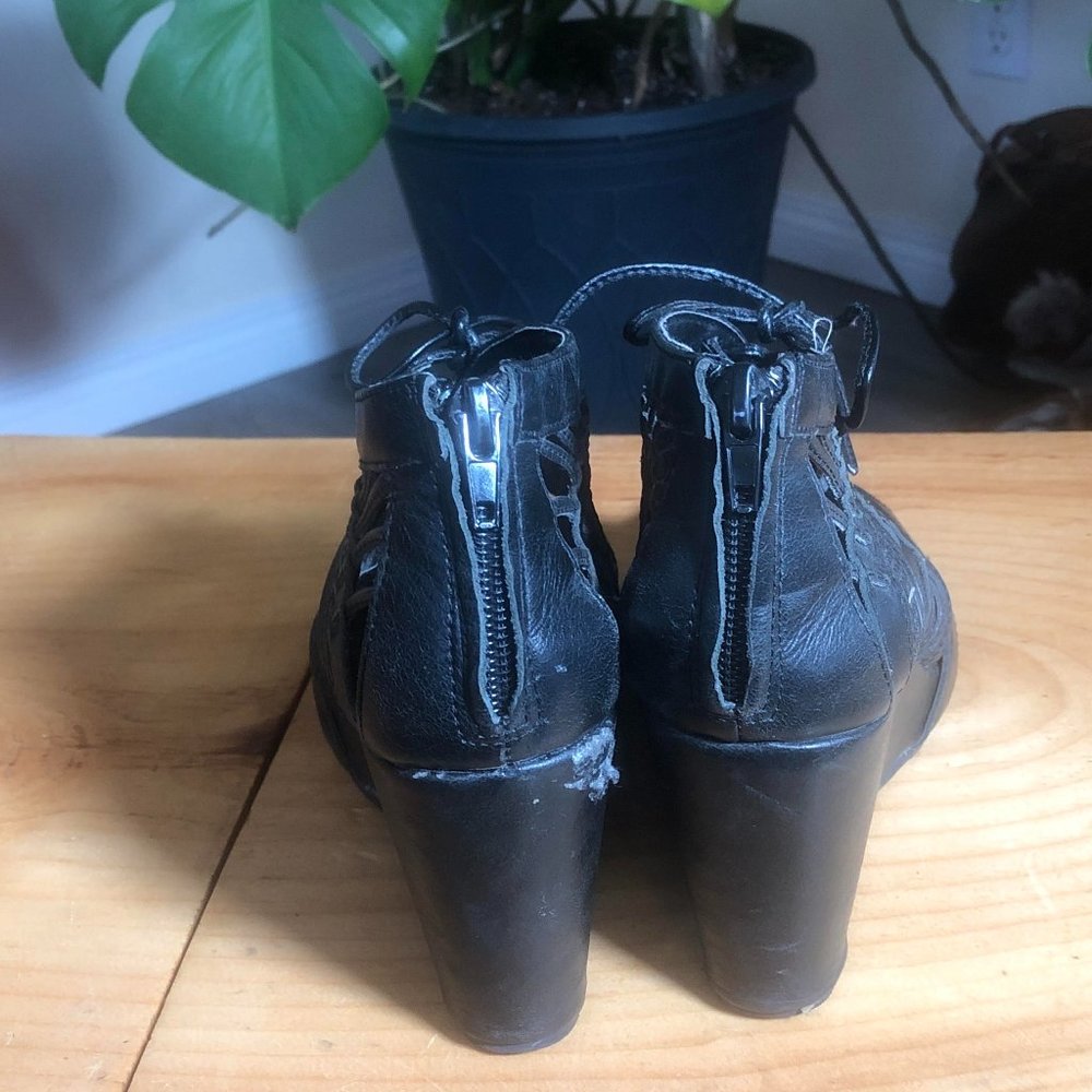 Cage Booties - Picture 3 of 5